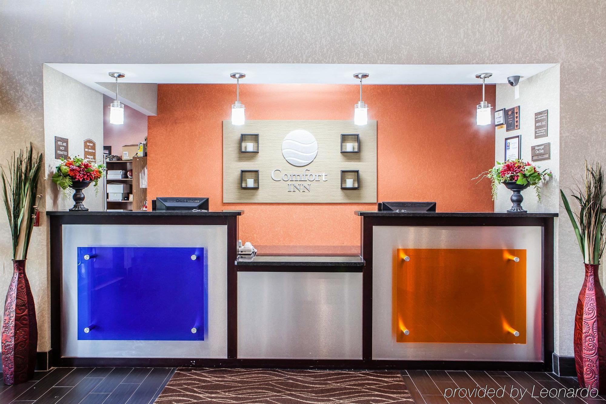 Super 8 By Wyndham Lees Summit Motel Lee's Summit Bagian luar foto